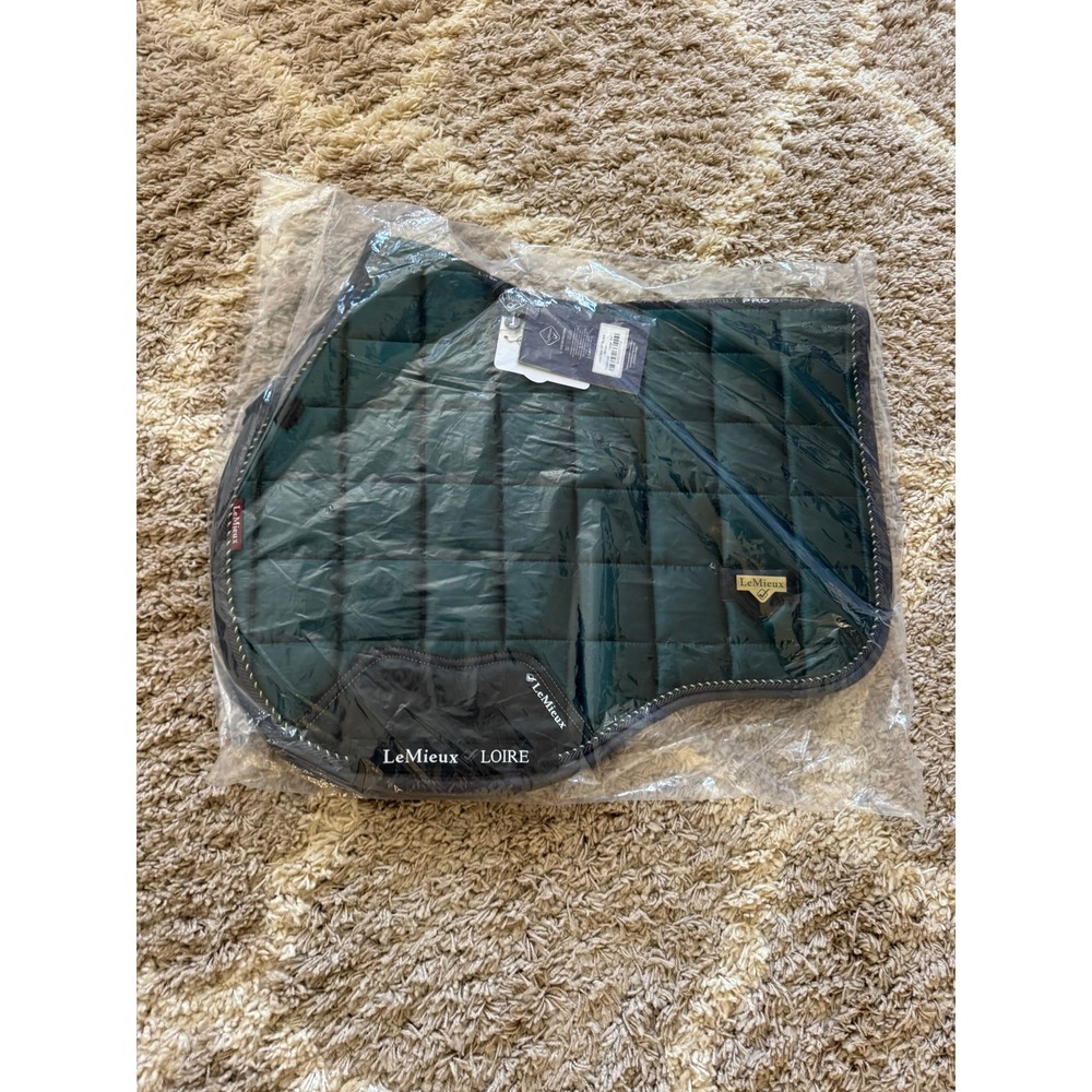 LeMieux Loire Satin GP Square Saddle Pad Spruce Green Large IT03281005 - Picture 2 of 6